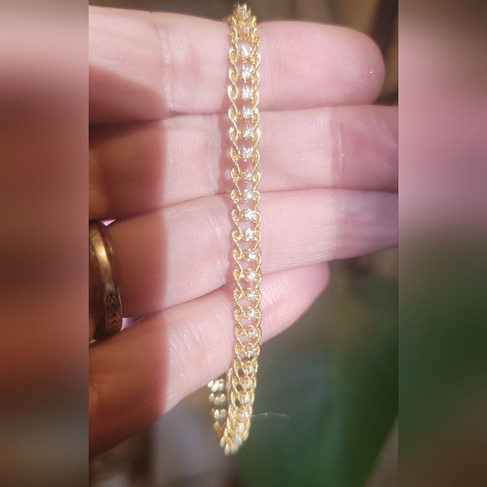 Vintage 14K Gold, 50 Diamonds Twist Rope Bracelet 7 inches Length